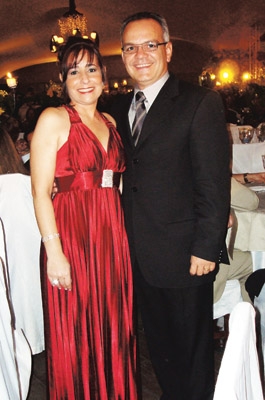 Casal Ézio Athayde Souza Júnior - Lívia: e aí virão novidades retumbantes no setor turismo...
